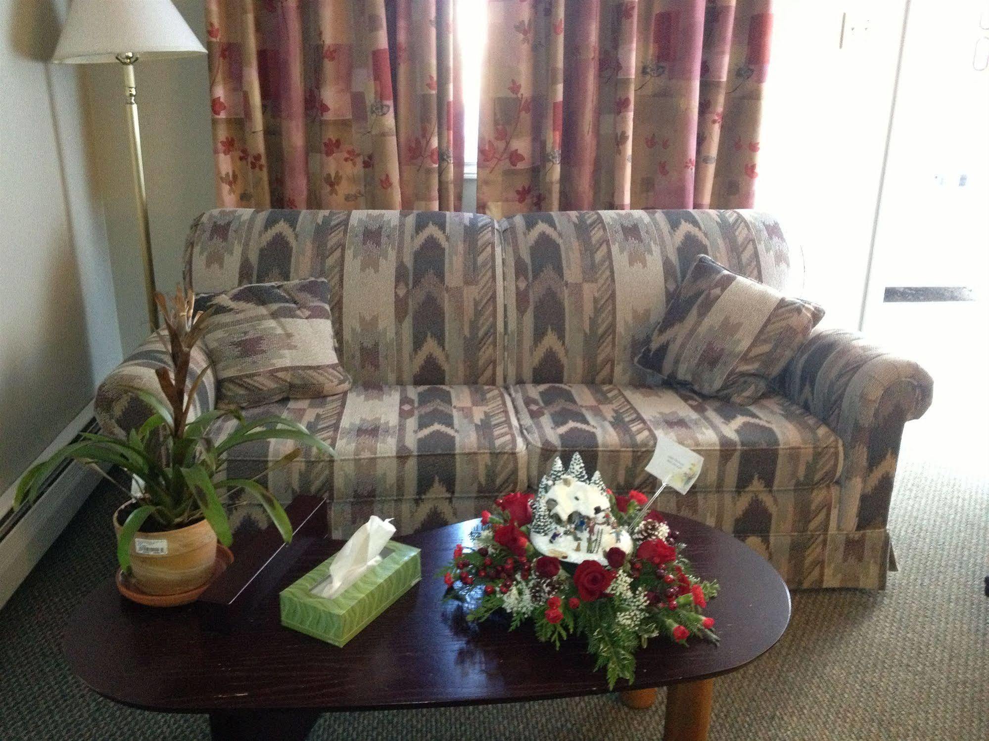 Midtown Motel & Suites Moncton Bagian luar foto
