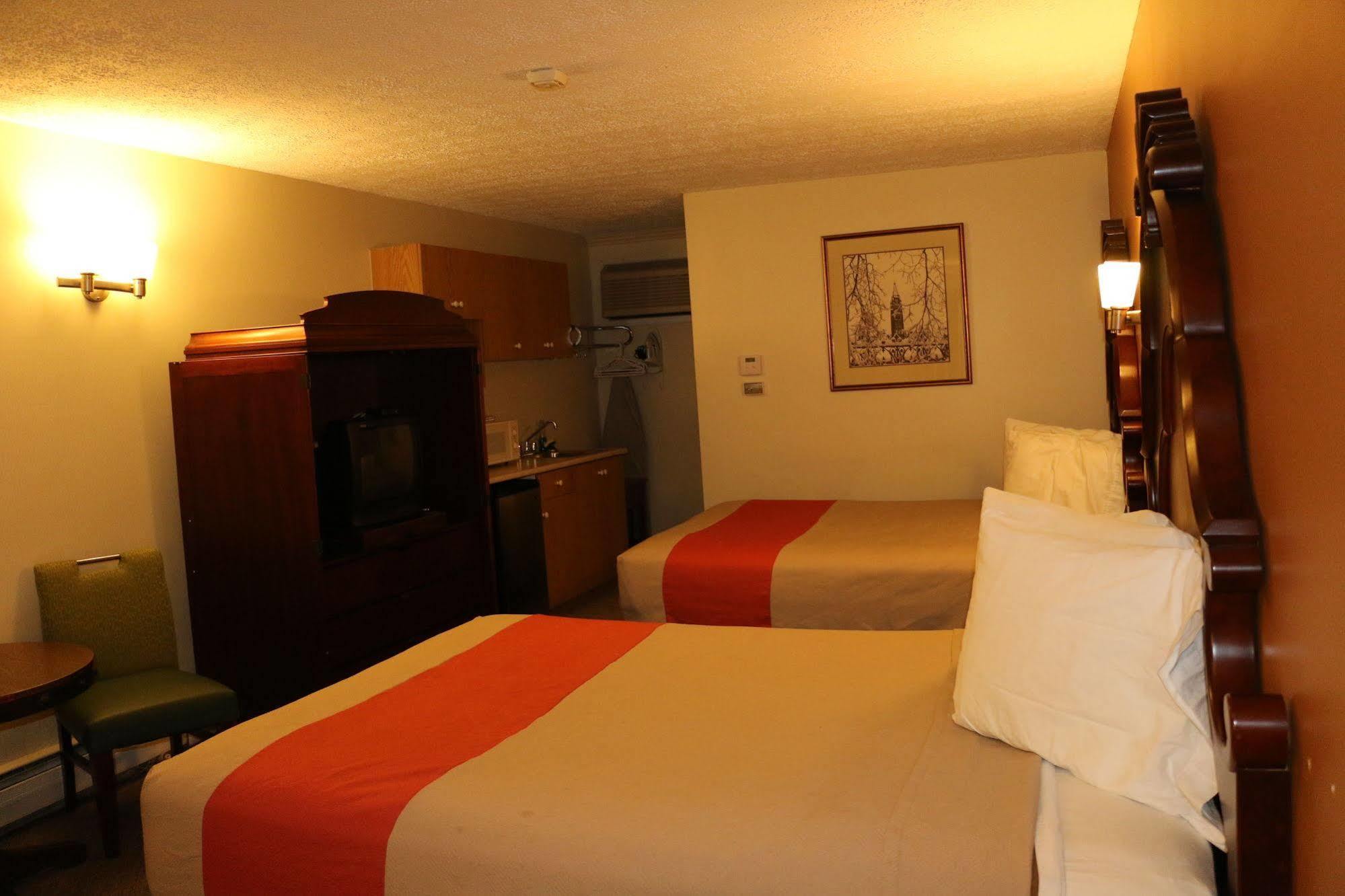 Midtown Motel & Suites Moncton Bagian luar foto