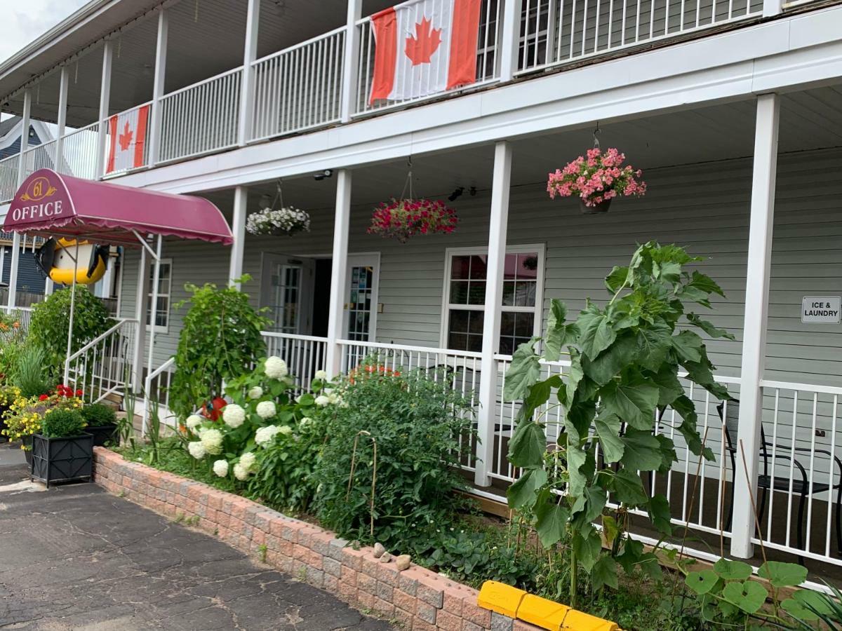 Midtown Motel & Suites Moncton Bagian luar foto